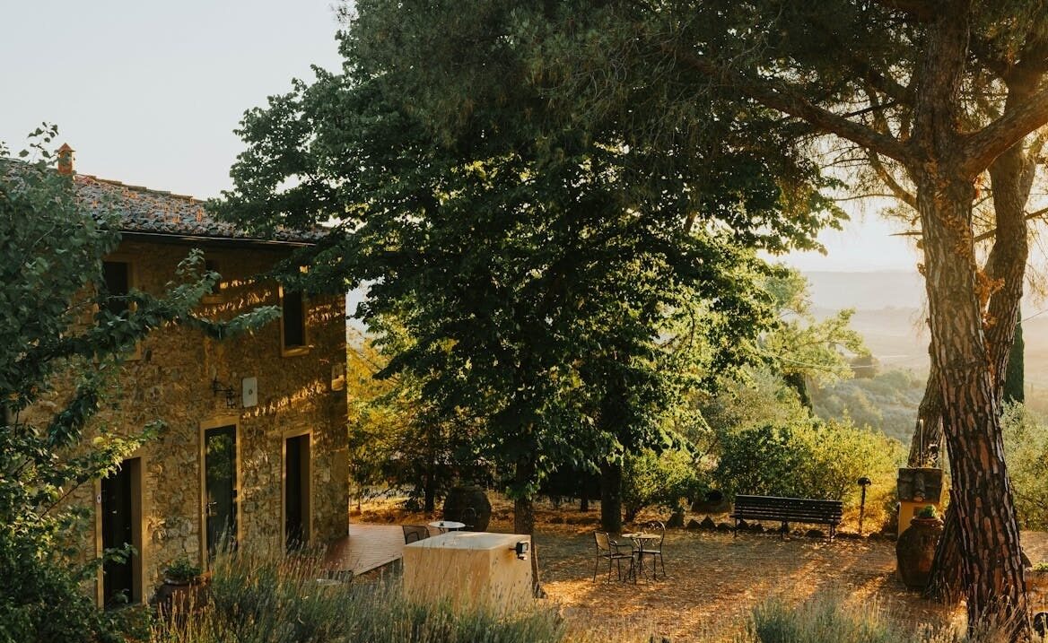 Image of an Italian property in the countryside