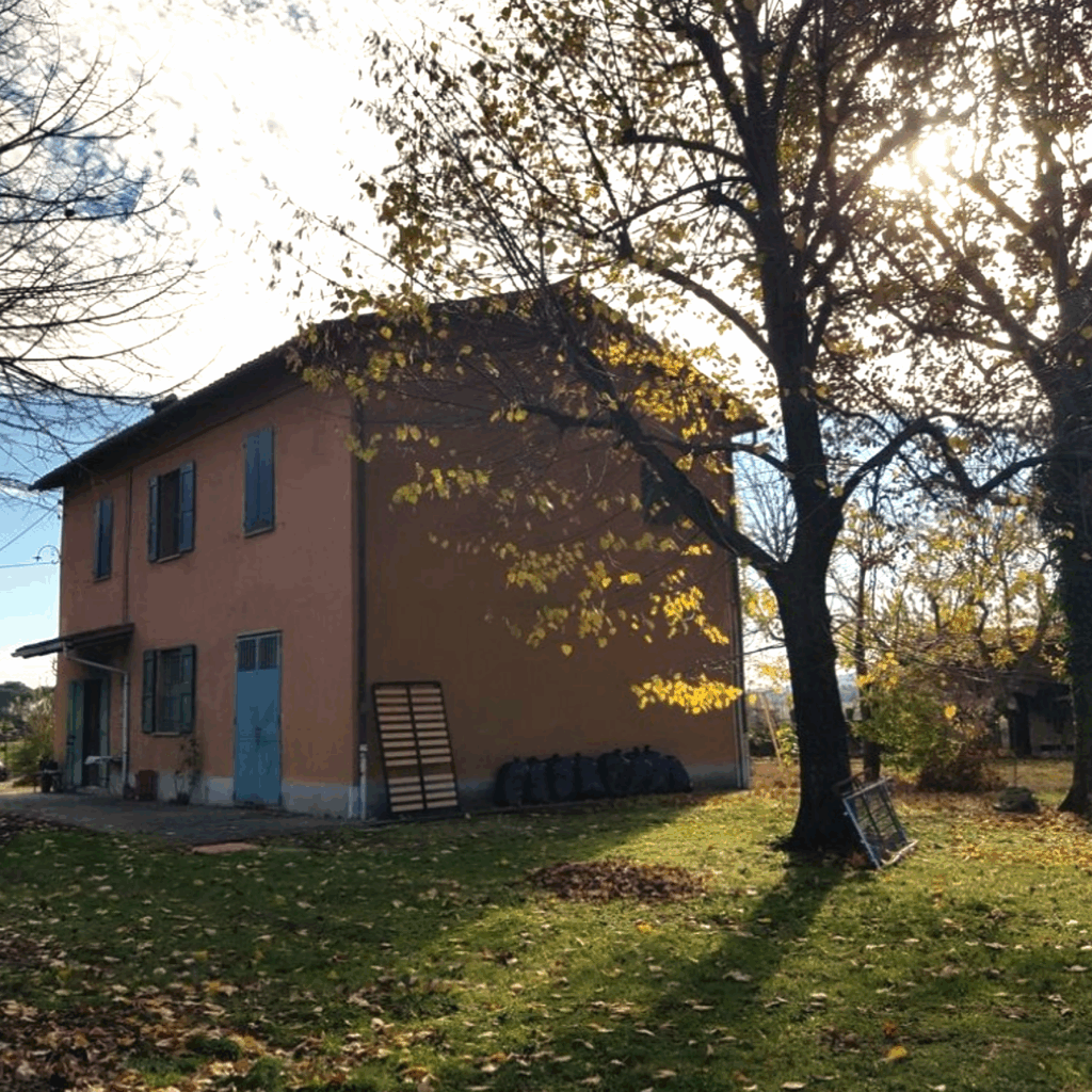 Image of the old villa before restoration